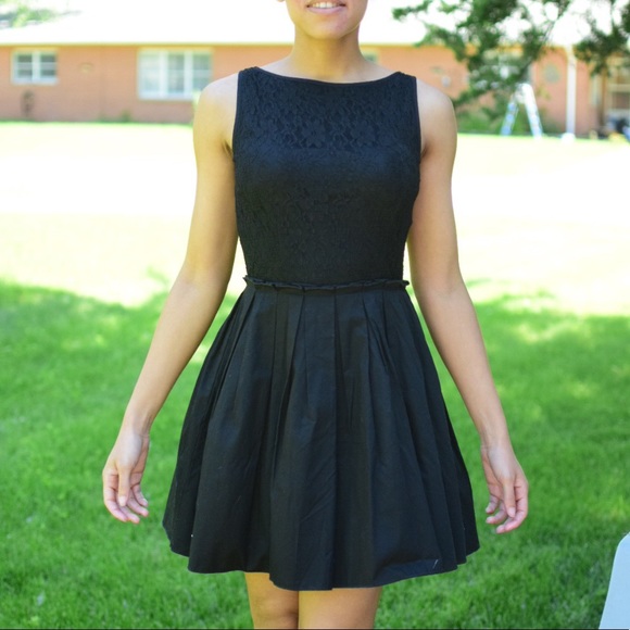 Black Evening/coctail Dress - Picture 1 of 8